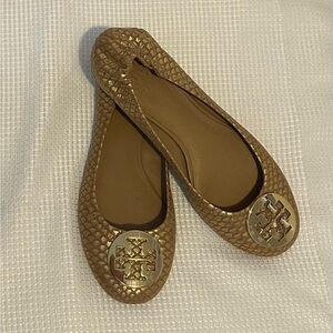 TORY BURCH Gold Metallic Leather Snake Pattern Flats - Size 8M
